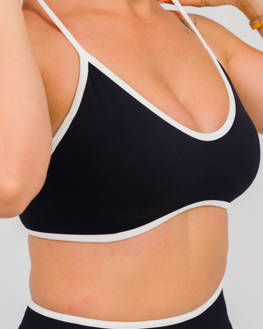 Signature Seamless Bra