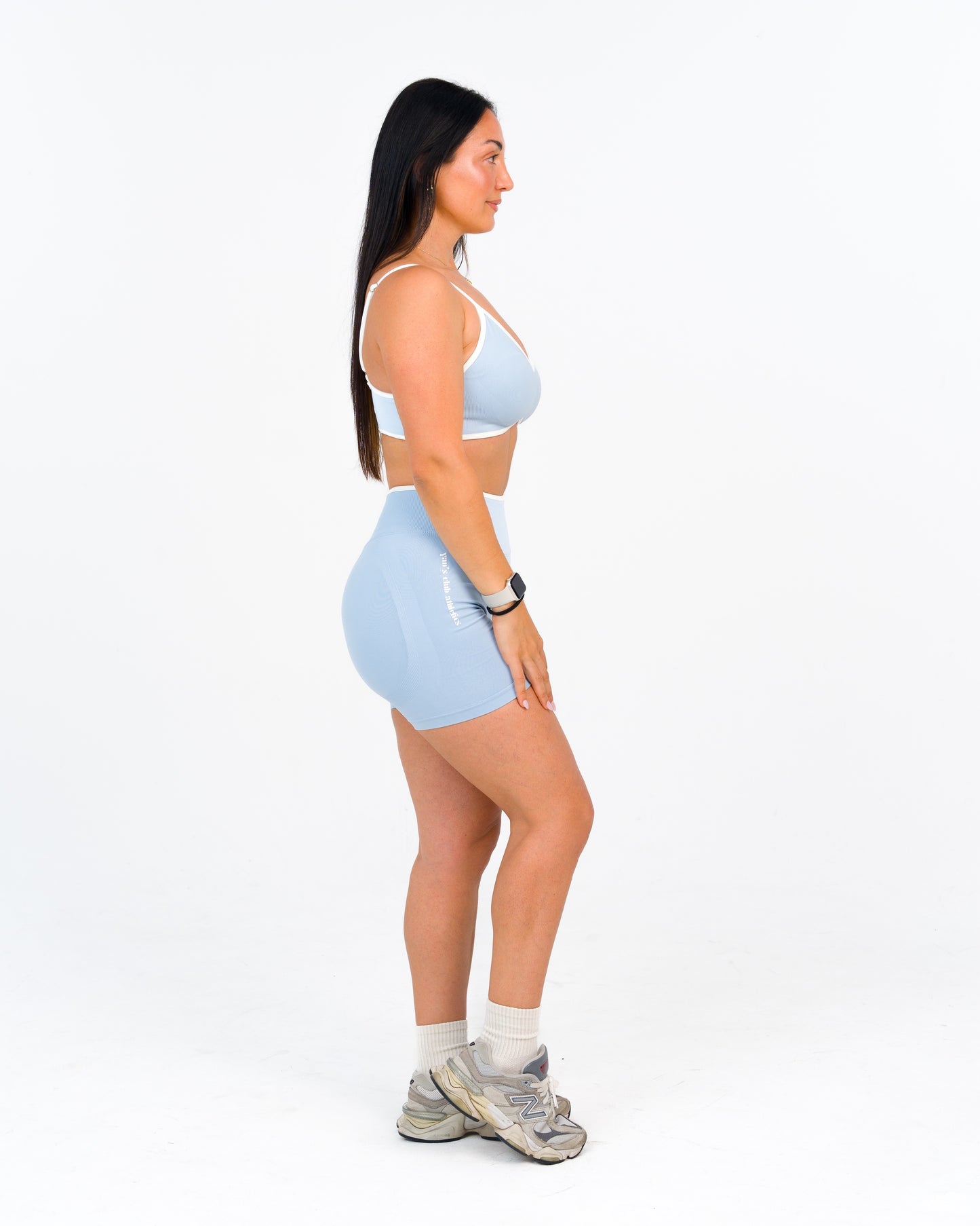 Signature Seamless Shorts