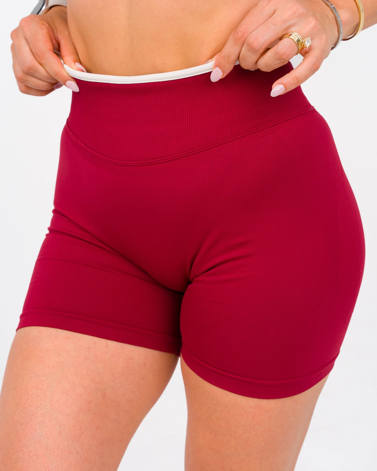 Signature Seamless Shorts
